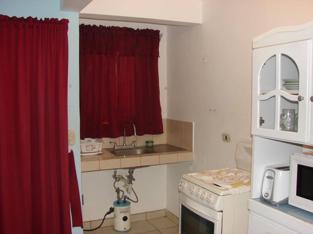 Villa Riviera 2 Bedroom Townhouse Playas del Coco Phòng bức ảnh