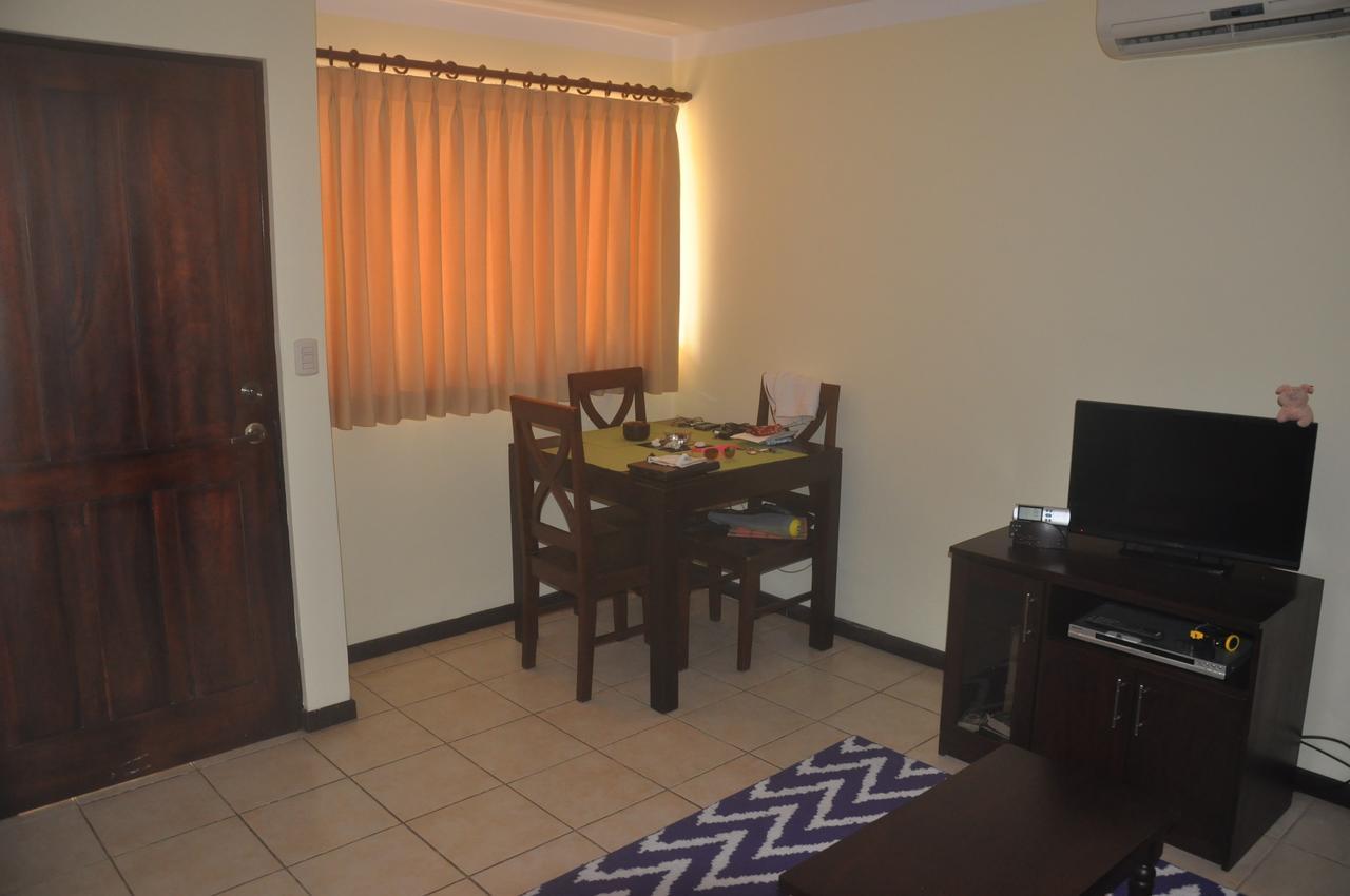 Villa Riviera 2 Bedroom Townhouse Playas del Coco Phòng bức ảnh