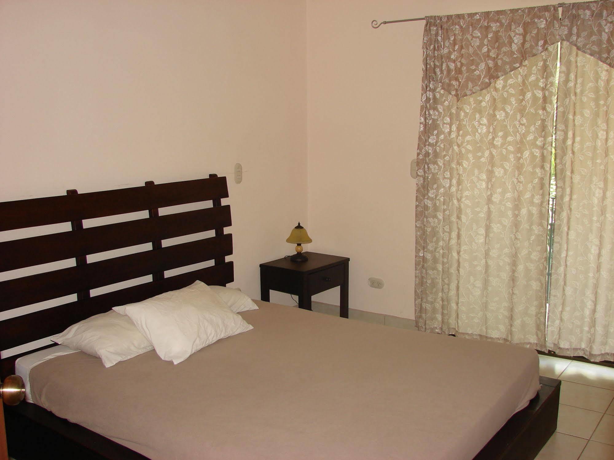 Villa Riviera 2 Bedroom Townhouse Playas del Coco Ngoại thất bức ảnh